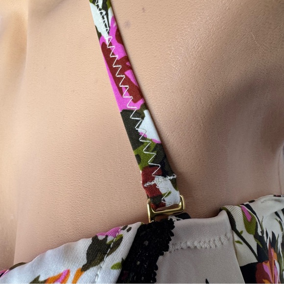 Betsey Johnson bikini top beauty mark the Topiary Swimsuit Mod Retro Vintage y2k - Picture 12 of 13